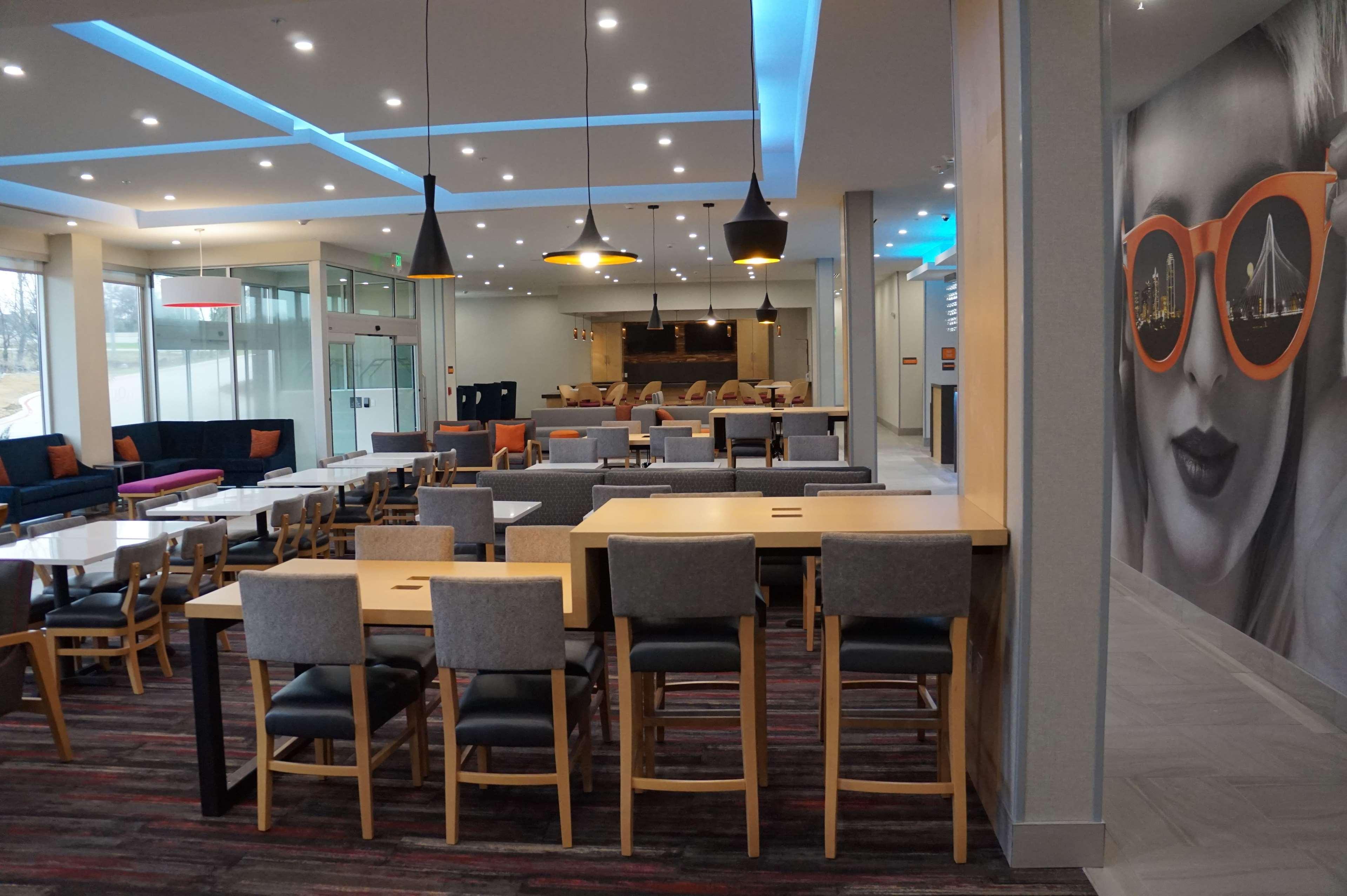La Quinta Inn & Suites By Wyndham Луїсвілл Екстер'єр фото