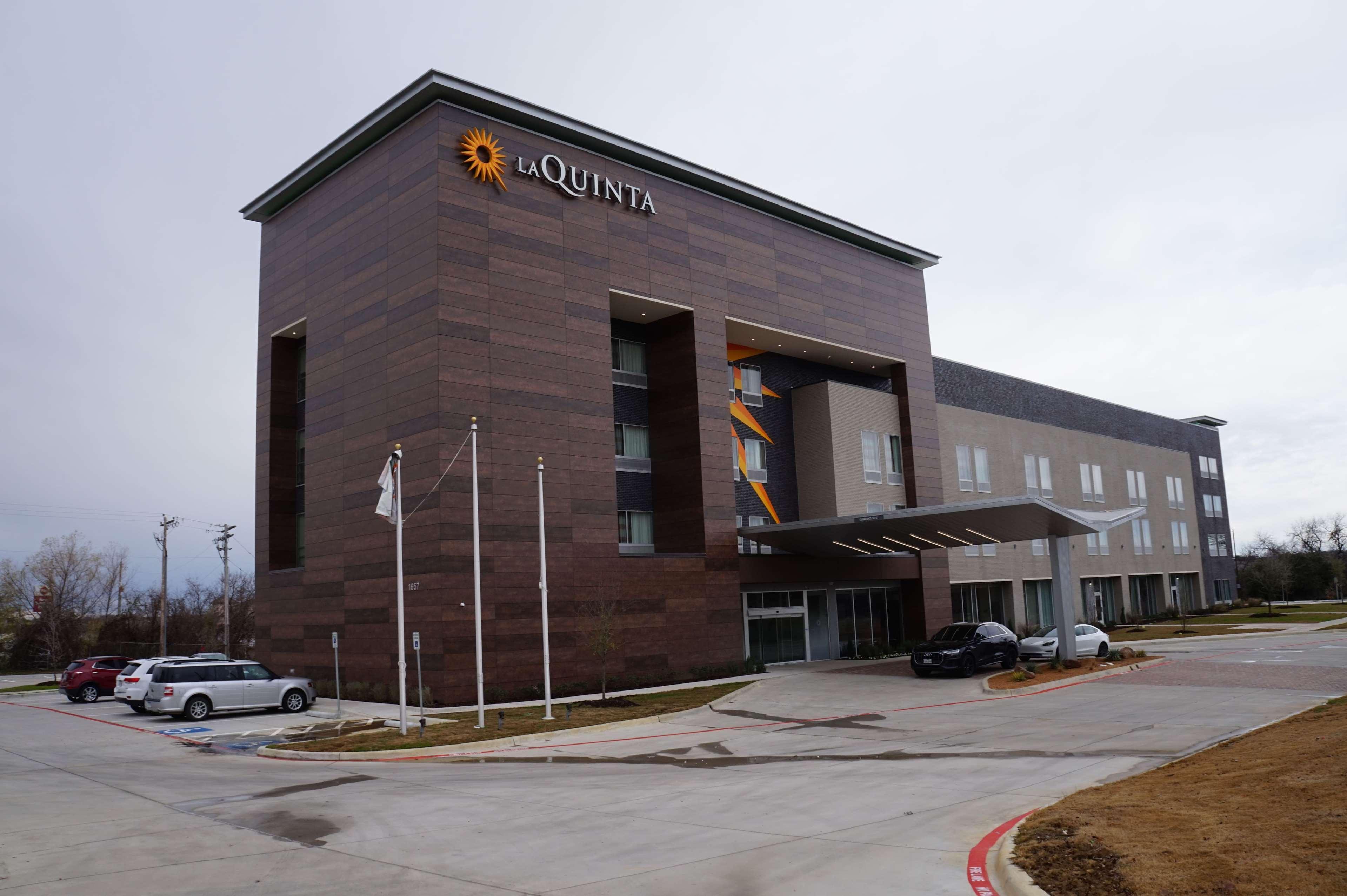La Quinta Inn & Suites By Wyndham Луїсвілл Екстер'єр фото