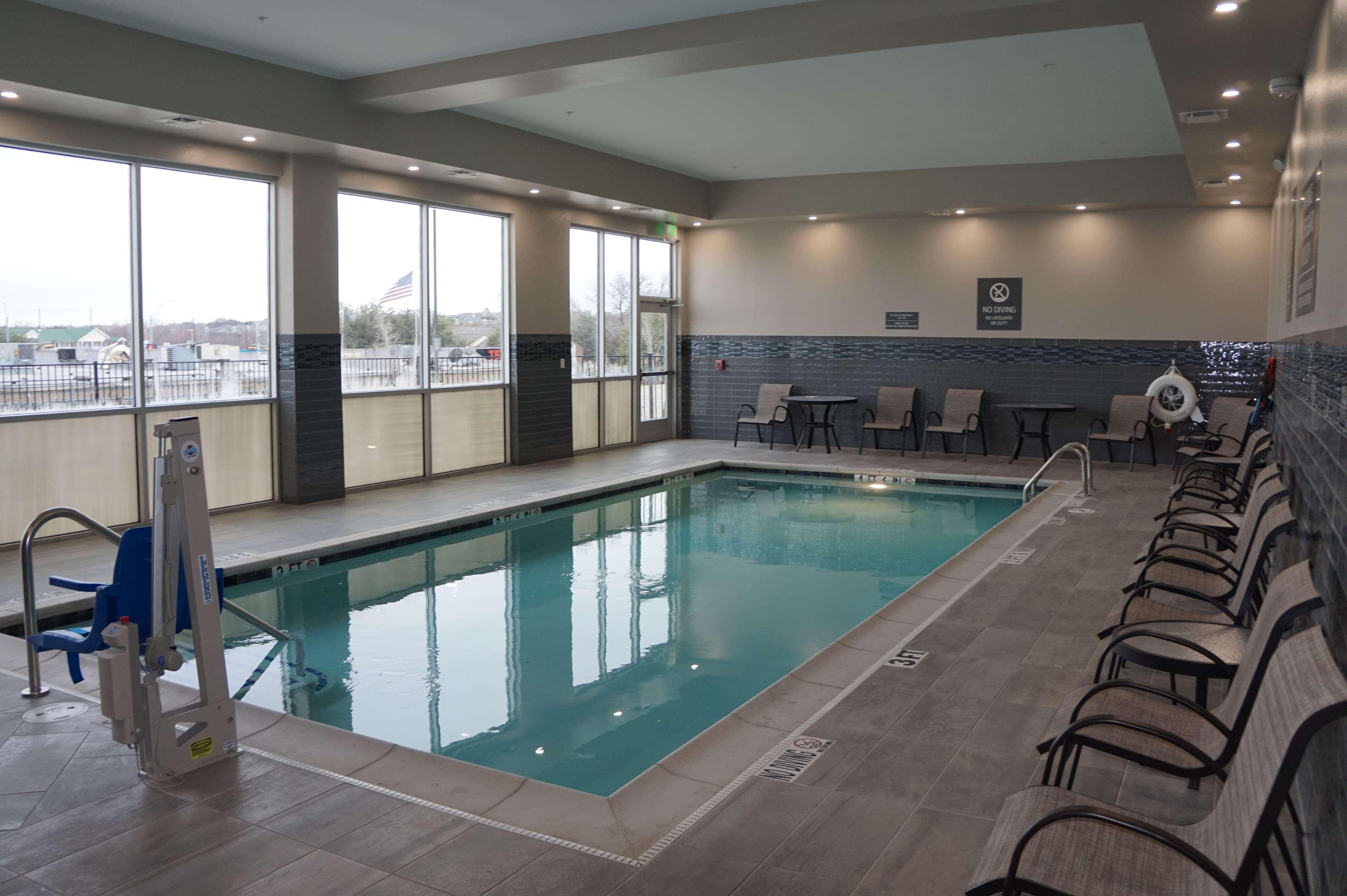 La Quinta Inn & Suites By Wyndham Луїсвілл Екстер'єр фото