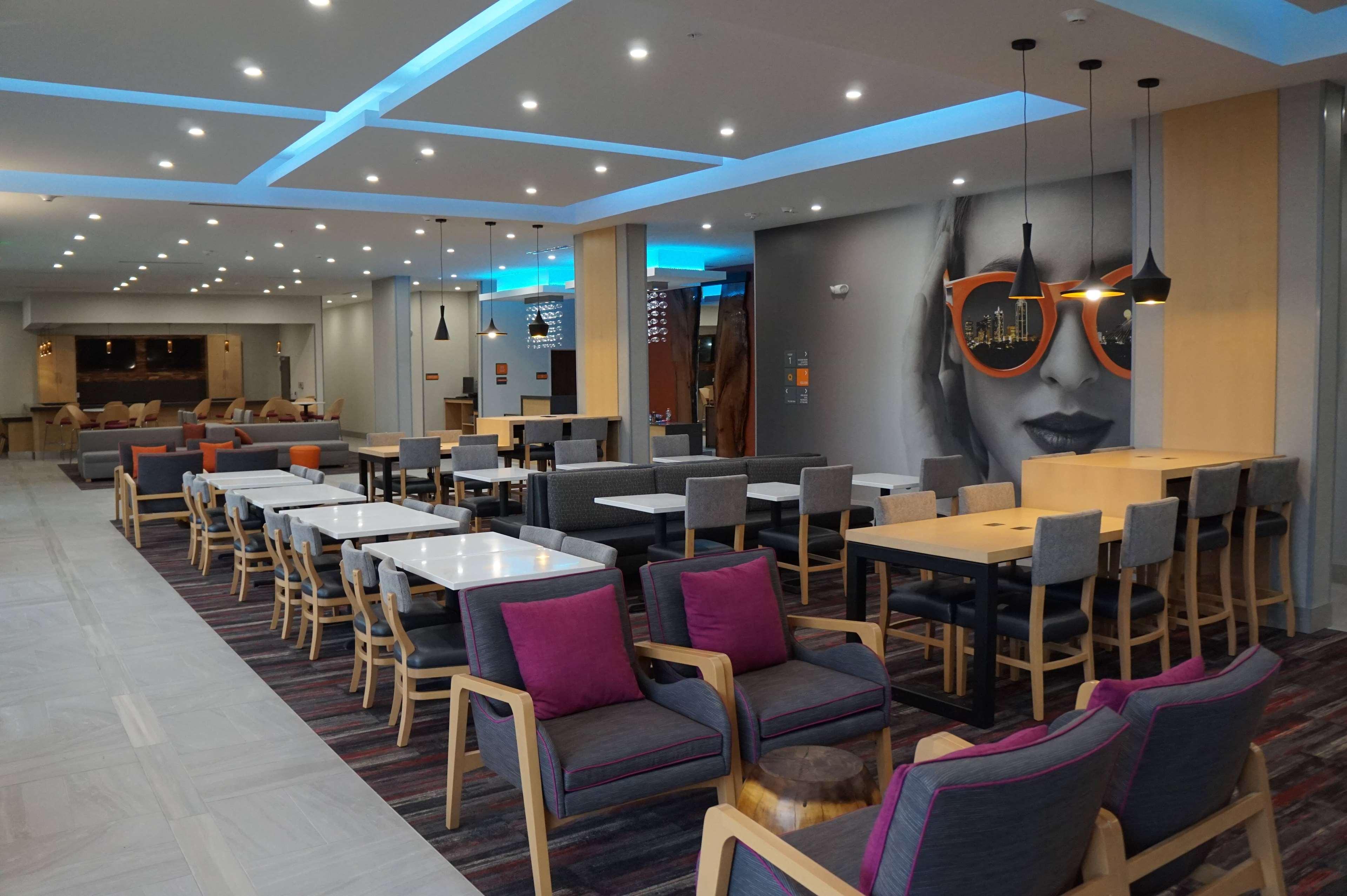 La Quinta Inn & Suites By Wyndham Луїсвілл Екстер'єр фото
