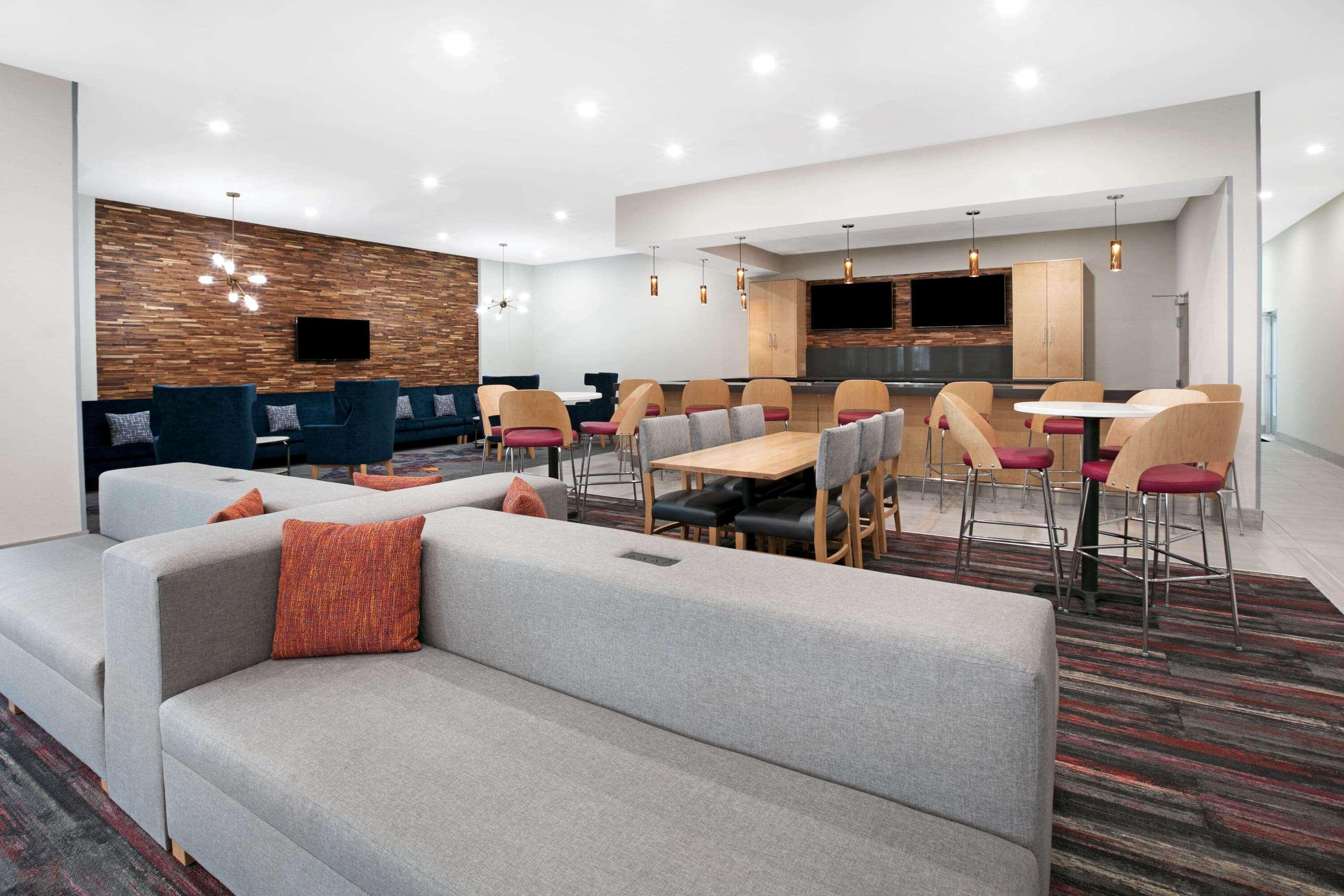 La Quinta Inn & Suites By Wyndham Луїсвілл Екстер'єр фото